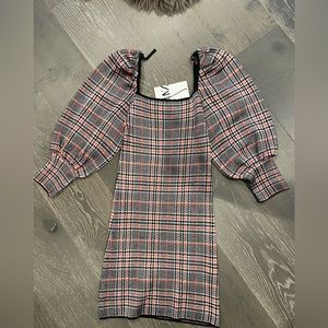 Zara plaid mini dress with square neck and puff sleeves. Size small.